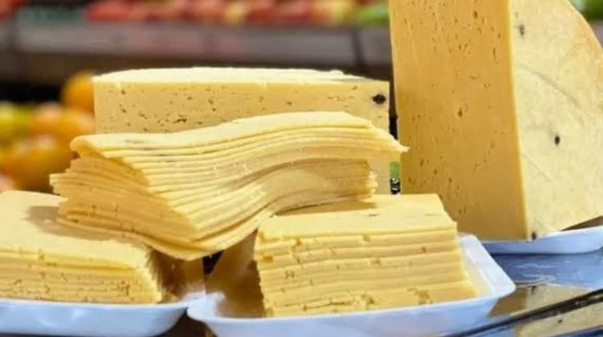 جبنة رومي وسط 1ك